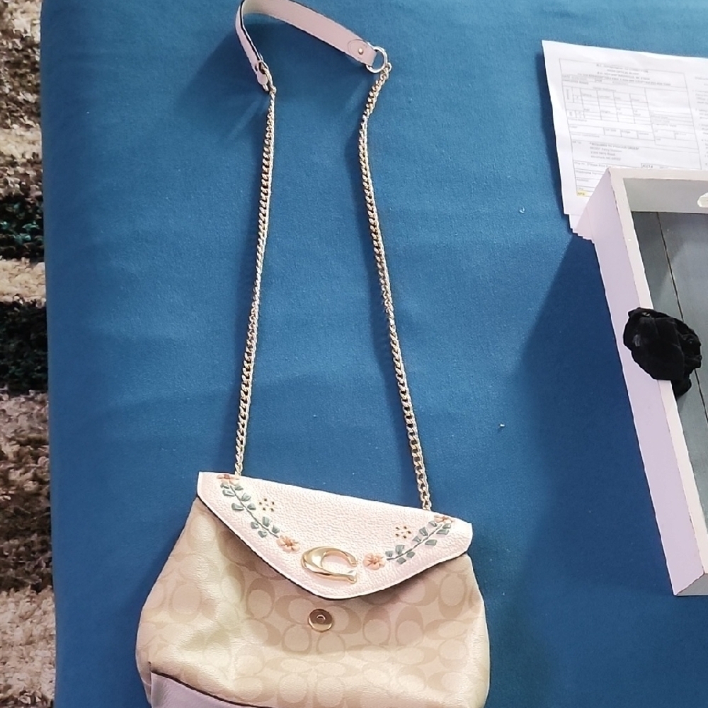Coach Cream Crossbody Bag with Elegant Chain Strap